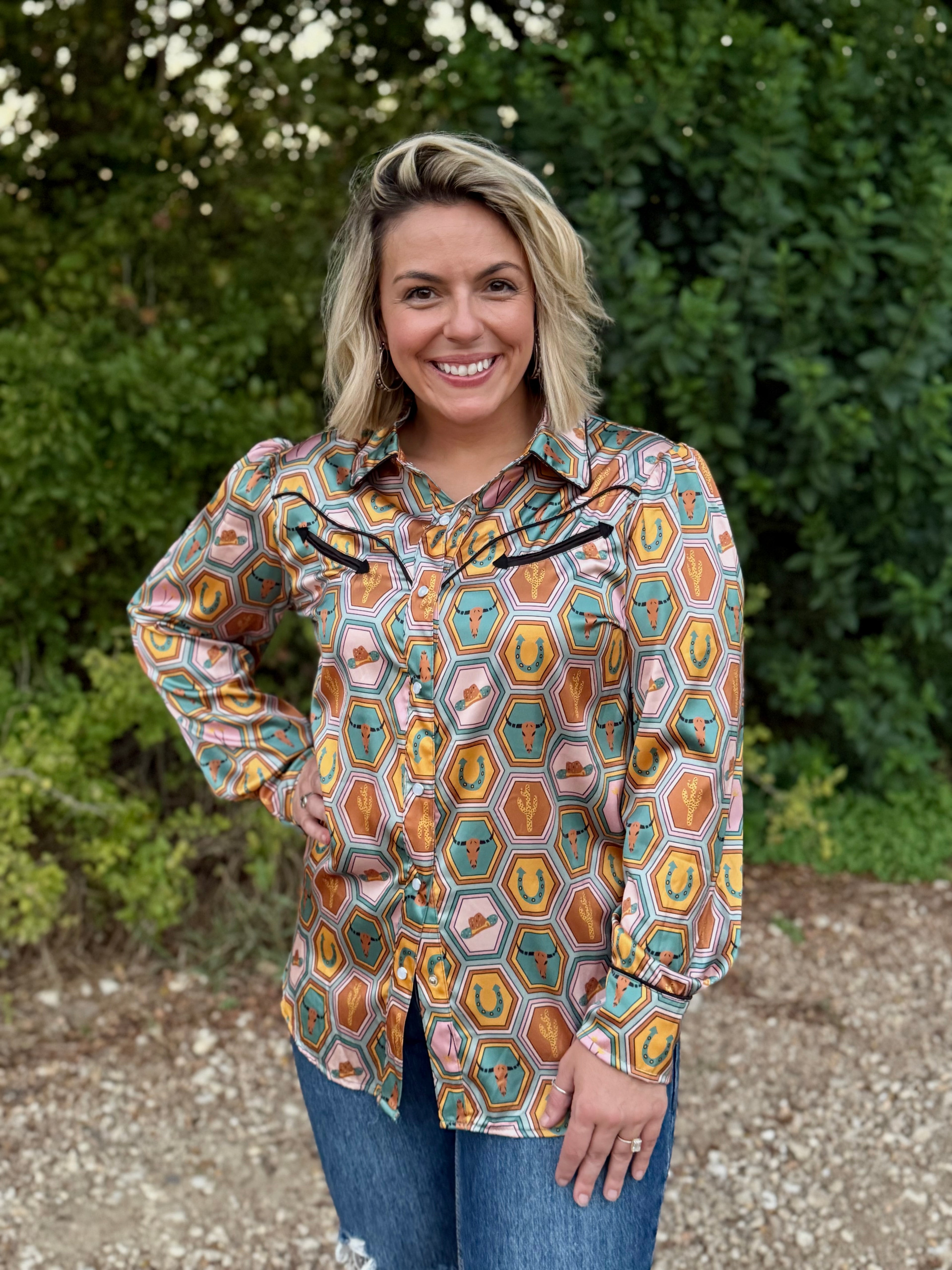 Classy Arrow Long Sleeve Top