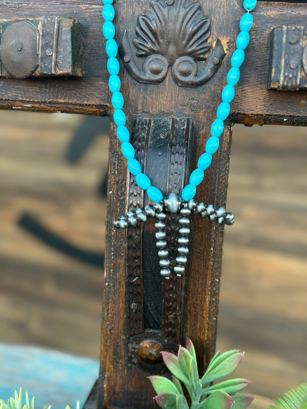 TQ Stone & Silver Faux Bead Bow Necklace