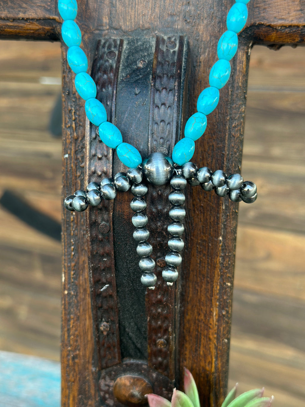 TQ Stone & Silver Faux Bead Bow Necklace