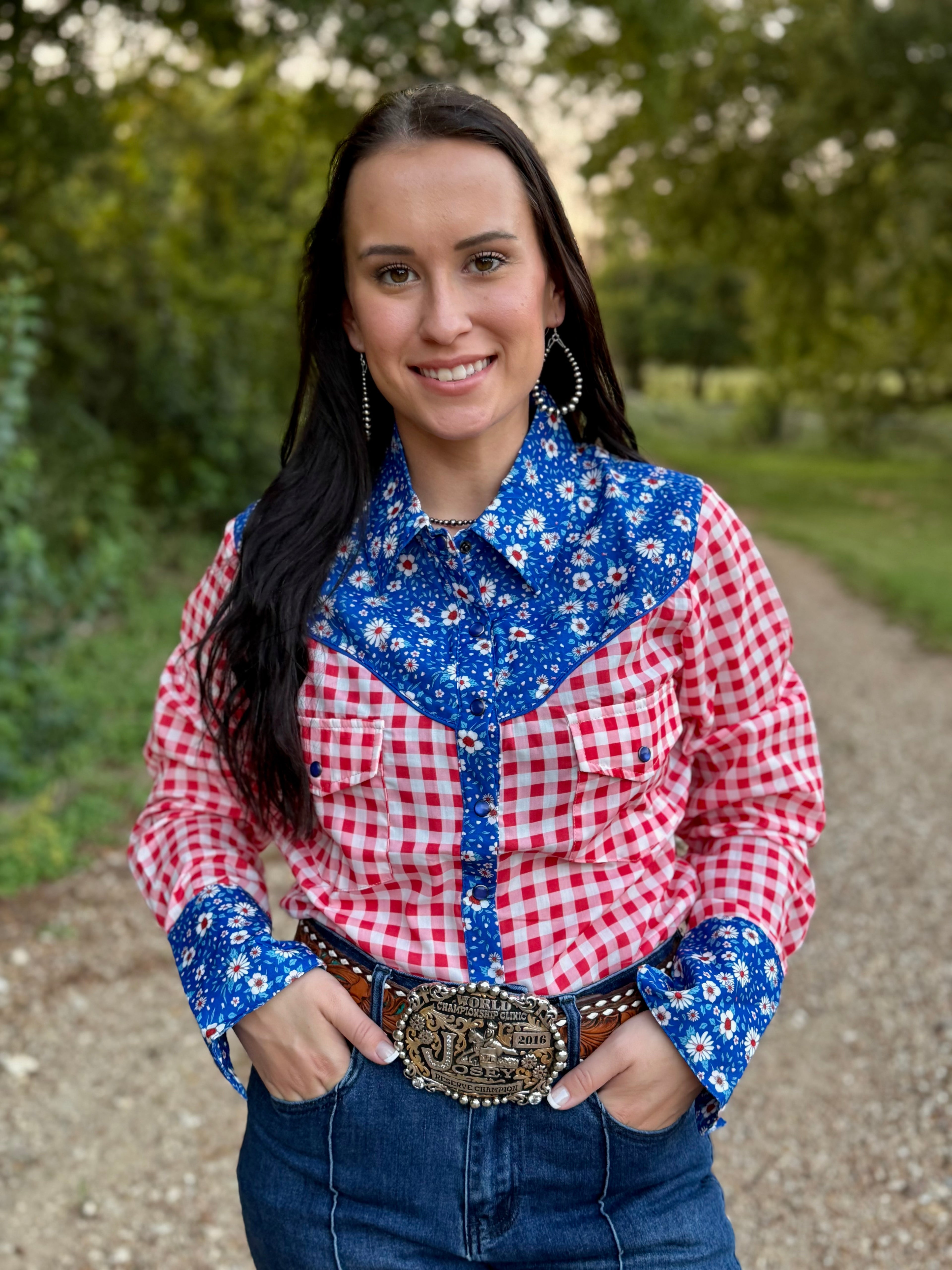 Blue Daisy Long Sleeve Pearl Snap